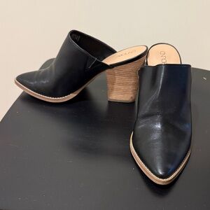 Abound Black Mules with Tan Heel
